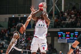 BASKET - Serie A - Una Hotels Reggio Emilia vs Dolomiti Energia Trentino