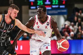 BASKET - Serie A - Una Hotels Reggio Emilia vs Dolomiti Energia Trentino