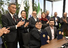 JETRO, Tehran chamber of commerce sign note to deepen economic ties