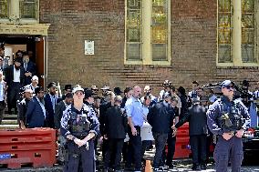 Mass shooting in Sydney