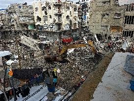 Search Continues for Bodies Under Rubble - Gaza