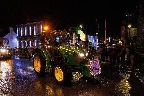 French Farmers Protest in a Christmas-style - Liffre