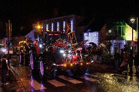 French Farmers Protest in a Christmas-style - Liffre