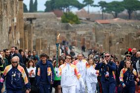 Jackie Chan Holds the Milan Cortina 2026 Olympic Flame - Pompeii
