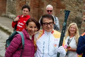 Jackie Chan Holds the Milan Cortina 2026 Olympic Flame - Pompeii