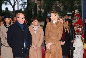 NO TABLOIDS - Princess Charlene and Prince Albert At Show Monaco Sous Les Etoiles - Monaco