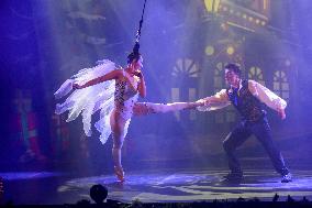 NO TABLOIDS - Princess Charlene and Prince Albert At Show Monaco Sous Les Etoiles - Monaco