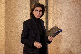 Cabinet meeting focused on the budget bill - Paris