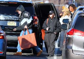 Heidi Klum with her children shopping in New York