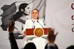 Mexican President Claudia Sheinbaum Holds Briefing Conference - Mexico