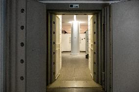 Medal Cabinet Reopens After Six-Year Hiatus - Rome