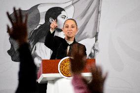 Mexican President Claudia Sheinbaum Holds Briefing Conference - Mexico