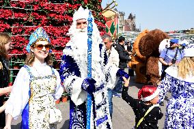 Russian Santa Christmas Parade - Mexico