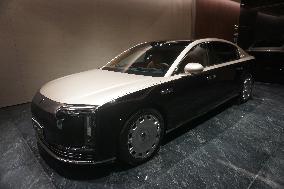 HUAWEI MAEXTRO S800 Sedan