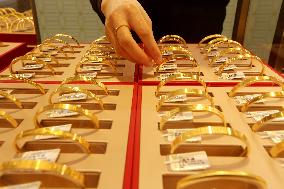 Gold Store