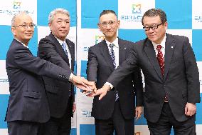 Sumitomo Mitsui Trust Group President Change Press Conference