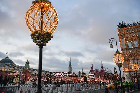 New Year Decorations Installed In Moscow - Russia