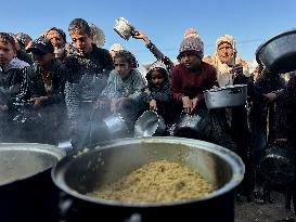 Khan Yunis Receives Aid From Turkey - Gaza