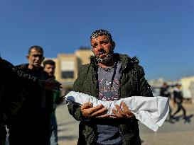 Infant Dead Because of Hypothermia - Gaza