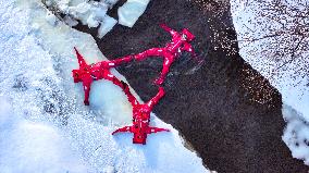 Extreme Cold Ice Floating