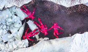 Extreme Cold Ice Floating