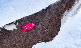 Extreme Cold Ice Floating