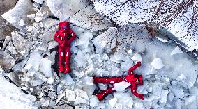 Extreme Cold Ice Floating