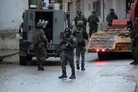 Israeli Forces Engage In Nablus - Palestine
