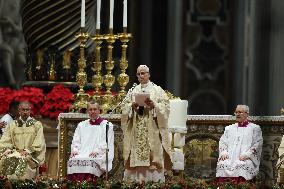 Pope Leo XIV presides over Christmas Mass - Vatica