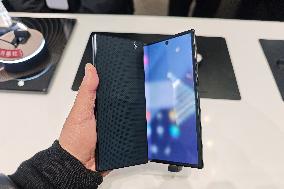 Samsung Galaxy Z TriFold Phone