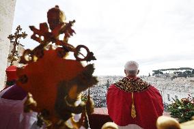 Pope Leo XIV delivers his Christmas Urbi et Orbi blessing message - Vatican