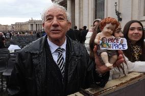 Pope Leo XIV Delivers Urbi et Orbi Blessing - Vatican