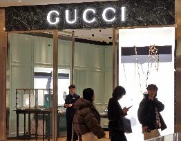 GUCCI
