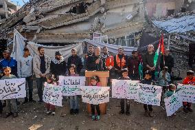 Palestinians Stage Protest over Homes at Risk of Collapse - Gaza City