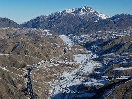 World's Longest Expressway Tunnel - Urumqi