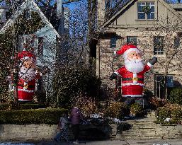 Christmas Decoration - Toronto