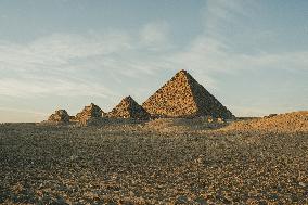 Illustration - Egypt