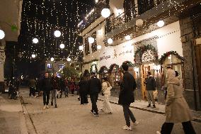 Festive Atmosphere on Christmas Eve in Syria - Damascus