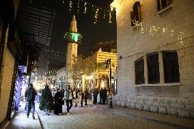 Festive Atmosphere on Christmas Eve in Syria - Damascus