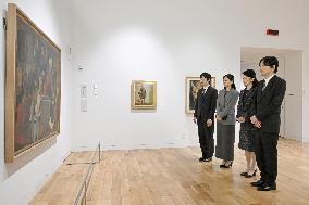 Crown prince's family at art museum in Tokyo