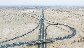 Urumqi-Yuli Expressway