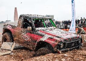 Off-Road Beasts Show Power In Erbil - Iraq