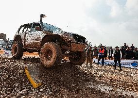 Off-Road Beasts Show Power In Erbil - Iraq