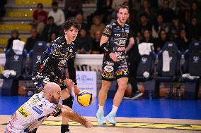 VOLLEY - Superlega Serie A - Cisterna Volley vs Sir Susa Vim Perugia 0-3 (14-25, 20-25, 20-25)