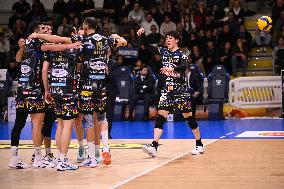 VOLLEY - Superlega Serie A - Cisterna Volley vs Sir Susa Vim Perugia 0-3 (14-25, 20-25, 20-25)