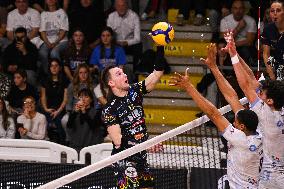 VOLLEY - Superlega Serie A - Cisterna Volley vs Sir Susa Vim Perugia 0-3 (14-25, 20-25, 20-25)