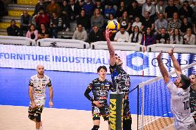 VOLLEY - Superlega Serie A - Cisterna Volley vs Sir Susa Vim Perugia 0-3 (14-25, 20-25, 20-25)