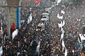Tarique Rahman Visits The Graves National Symbols - Dhaka