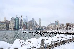Winter Storm with Snow in New York