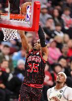 NBA - Bucks vs Bulls - Chicago